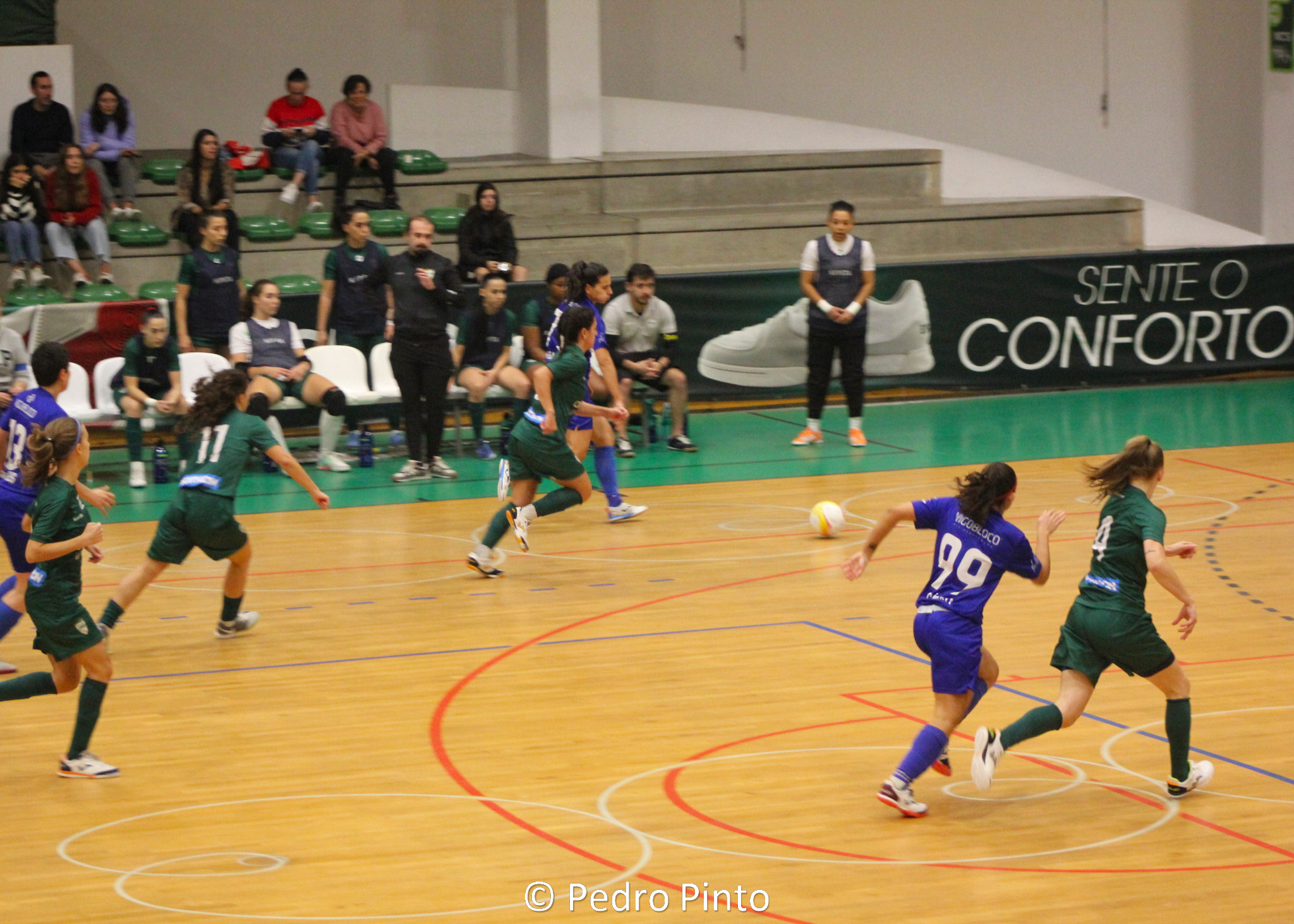 2023.11.04-futsal-feminino-leoes-porto-salvo-juventude-ouriense-5 Juventude Ouriense perde em Porto Salvo, 'folga' na Taça de Portugal e já prepara Belenenses