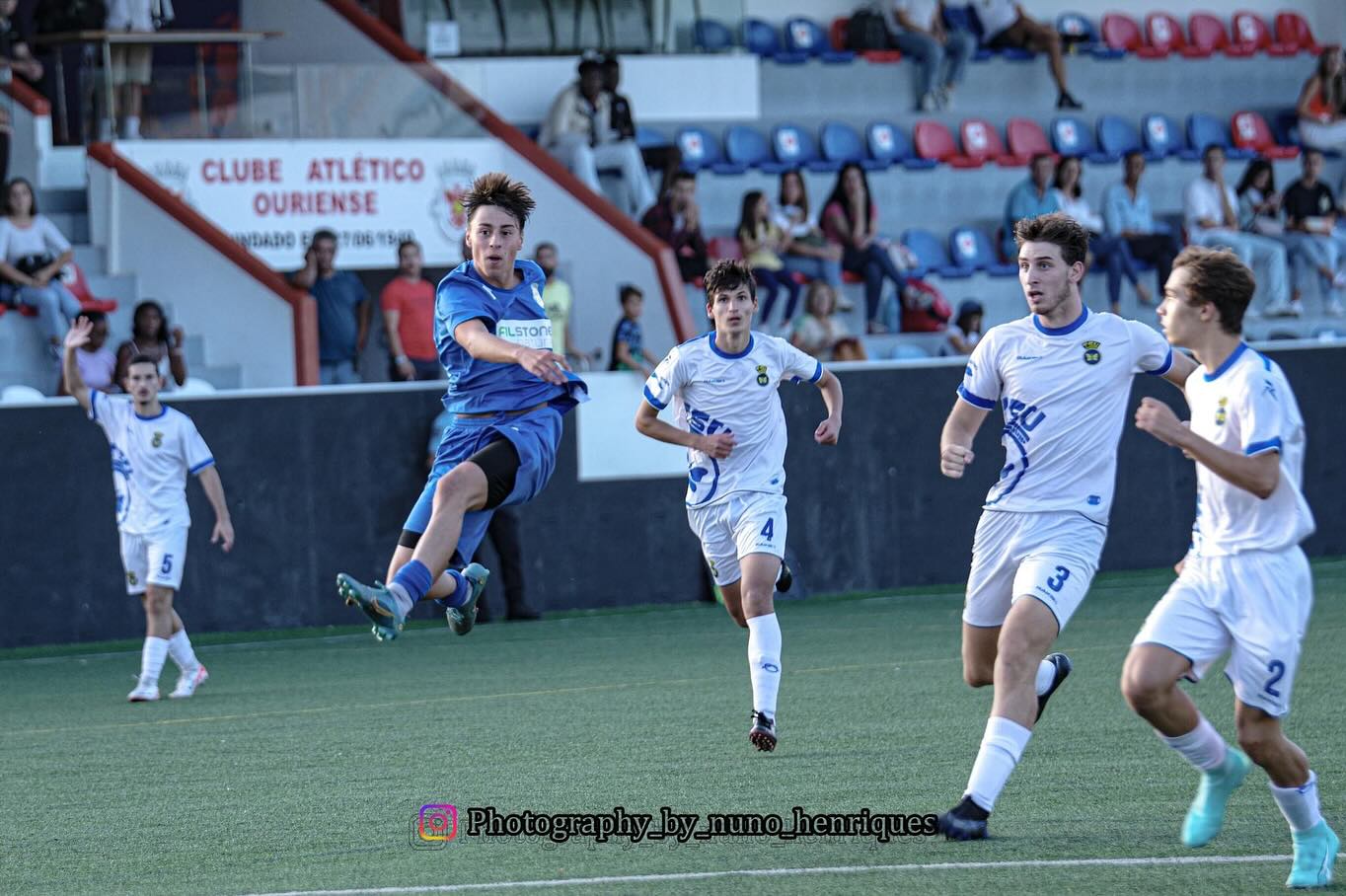 2023.11.10-futebol-atletico-ouriense-juniores-jose-pedro José Pedro foi herói improvável! Pedro Gil levanta júnior do banco e Atlético ganha nos descontos