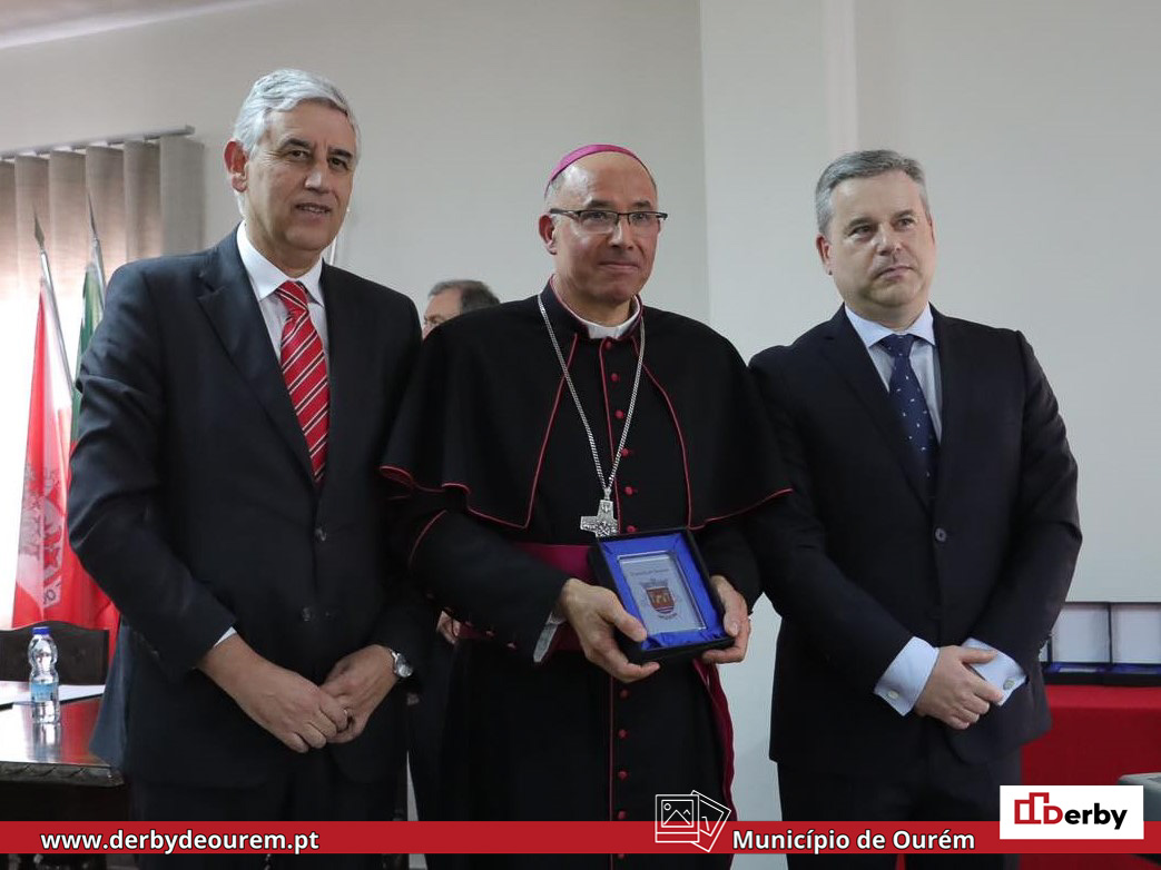 Albuquerque-Rui-Valerio-Orlando-Cavaco Junta de Freguesia de Urqueira distingue Ama[dores] Trail Team