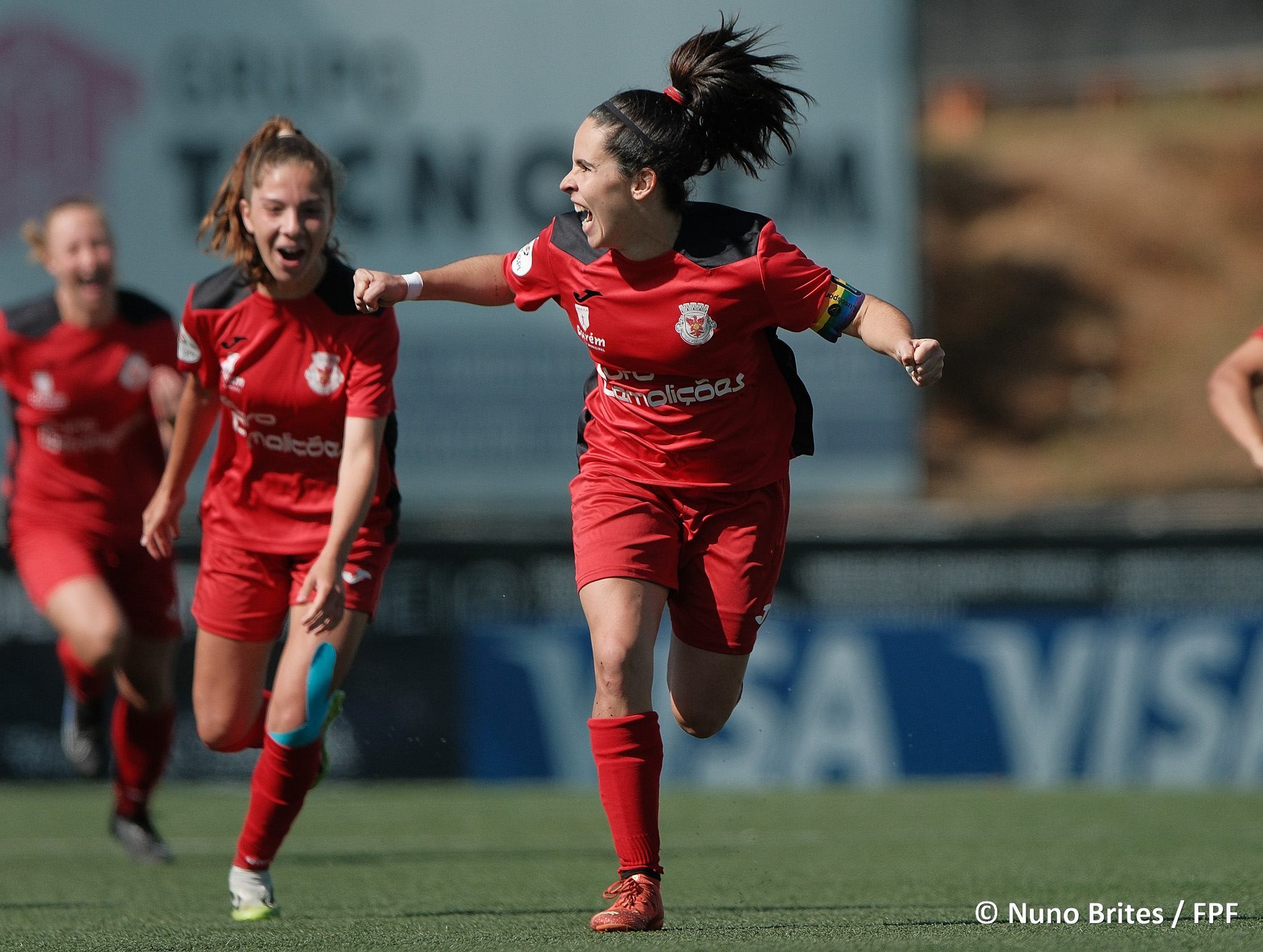 2024.04.28-futebol-feminino-Atletico-Ouriense-Braga-26 Tiff e Pastilha lideram gladiadoras ourienses no empate com as gverreiras bracarenses