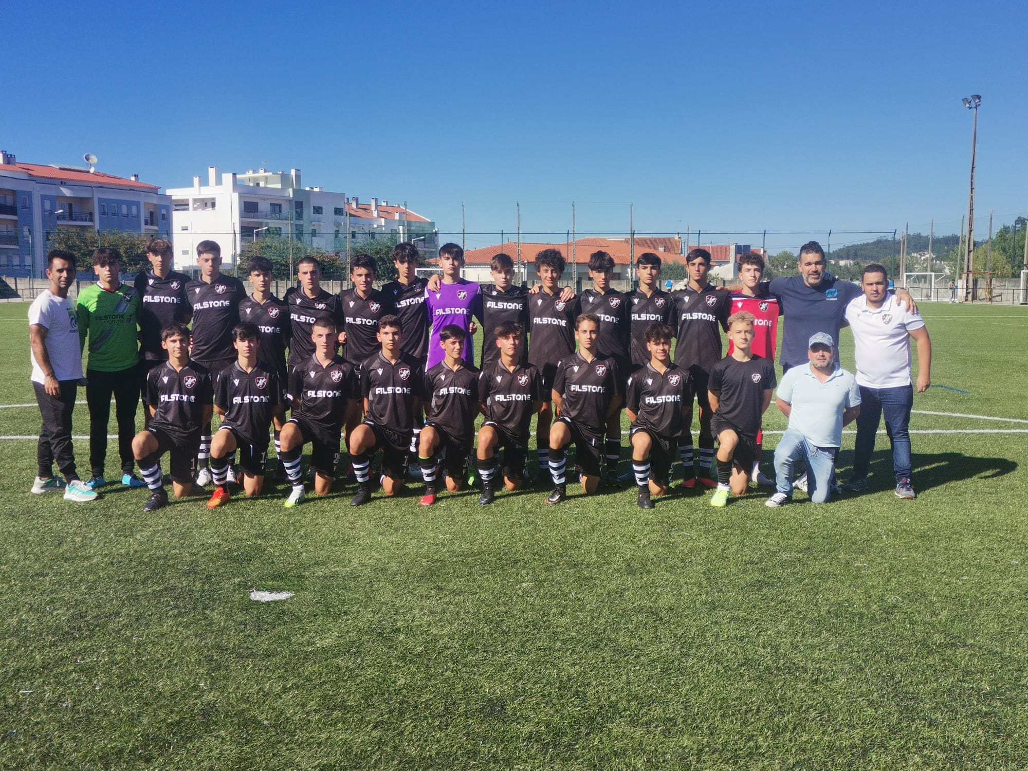 IMG-20240421-WA0003-1 Vasco da Gama para a história! Juvenis sobem à 2.ª Nacional