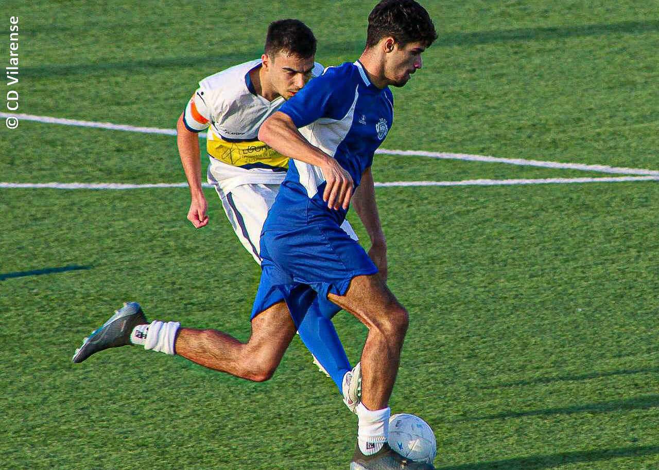 2024.11.10-futebol-vilarense-pego-3-2 Vasco da Gama lidera mas Caxarias e Vilarense continuam (muito) perto