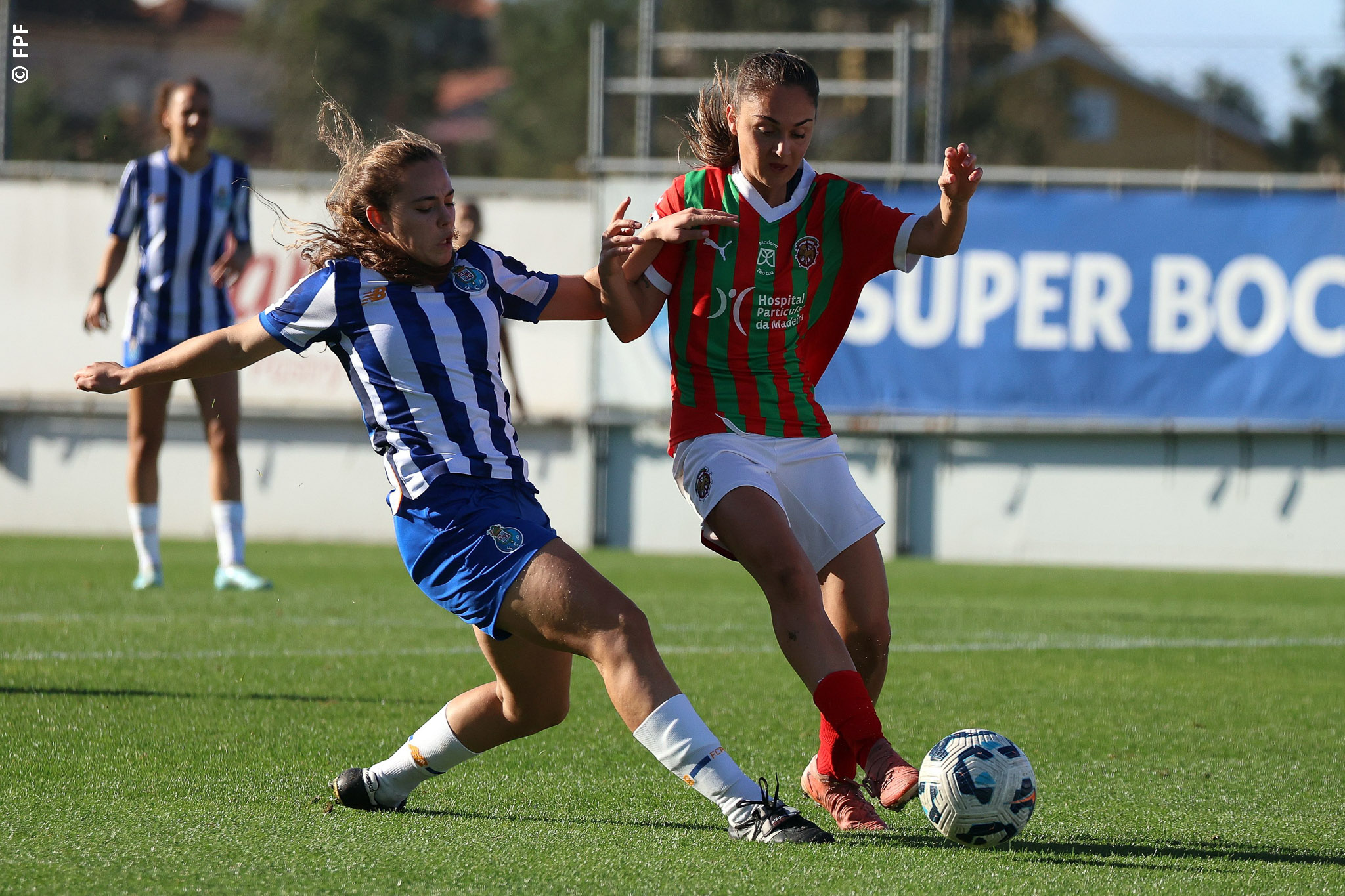 2024.12.08-porto-maritimo-futebol-feminino Oureense elimina Atlético. Fofó de João Gonçalves em frente na Taça de Portugal