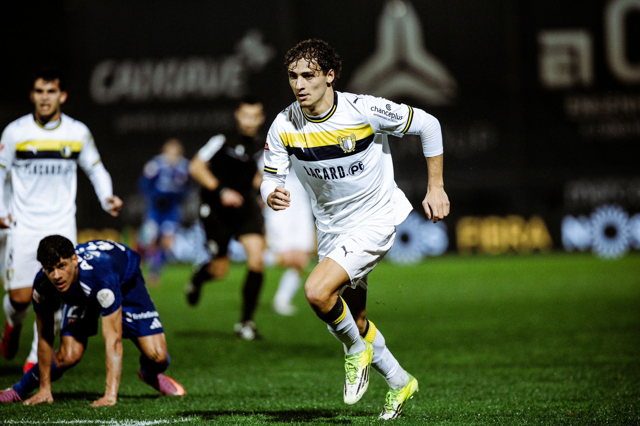 2026.02.09-rudi-almeida-famalicao-1 Rudi Almeida: da Academia do Fátima à estreia na Liga 1
